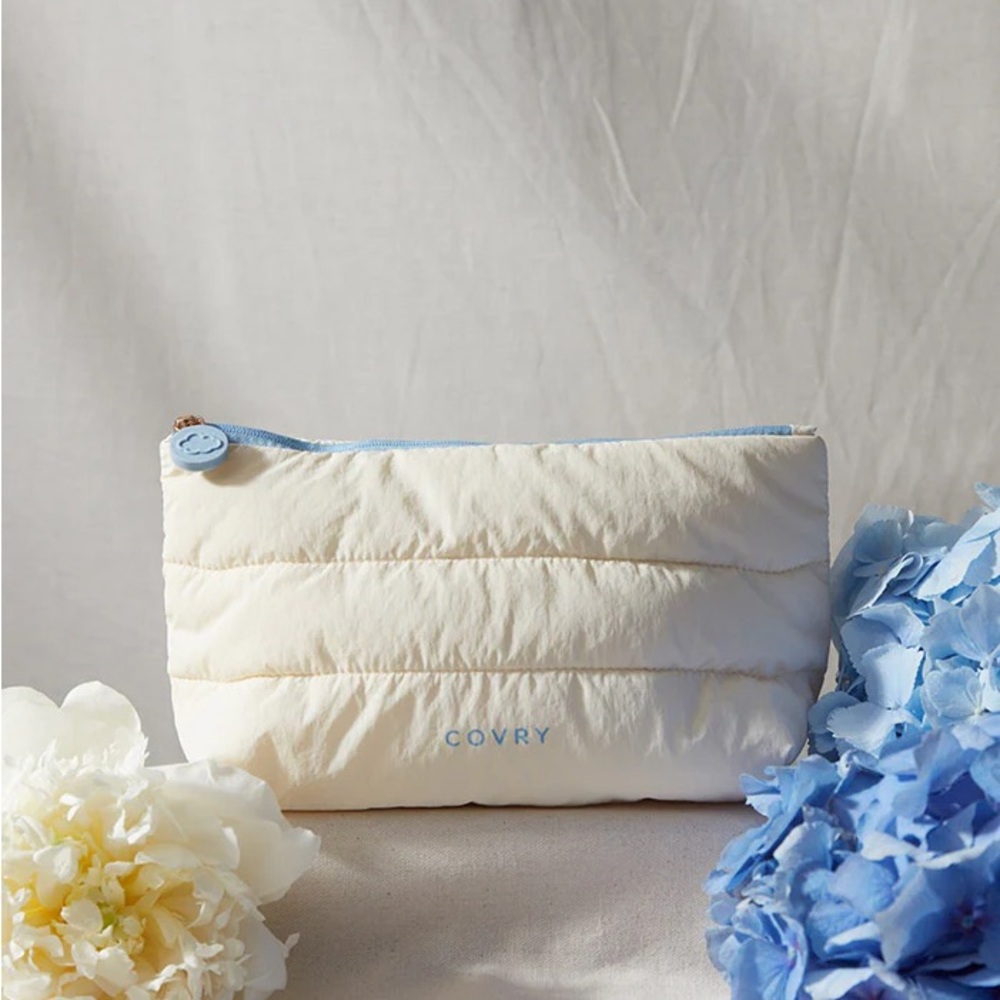 Cloud Puffer Pouch